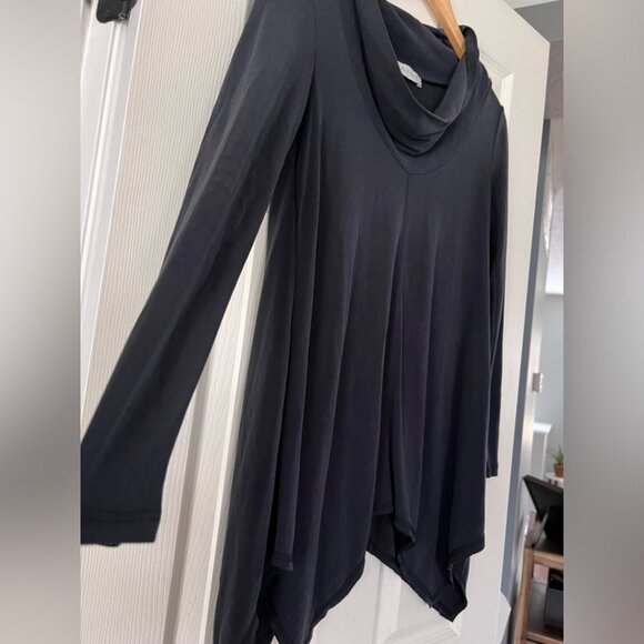 Altar’d State Black Cowl Neck Tunic Top Small Long Sleeve Asymmetrical Hem - Picture 3 of 4